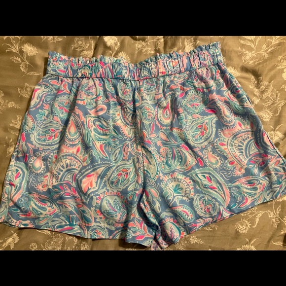 Lilly Pulitzer Kaylene shorts - Picture 3 of 5